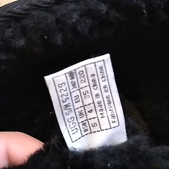 Women's Black UGG Boots, Size 5 - Picture 8 of 10